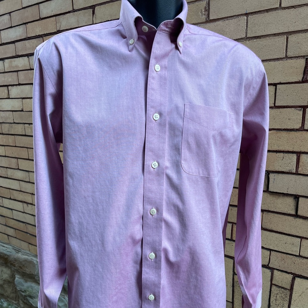 L.L Bean Men’s Pink Slightly Fitted Button Down Long Sleeve Shirt Sz. Medium